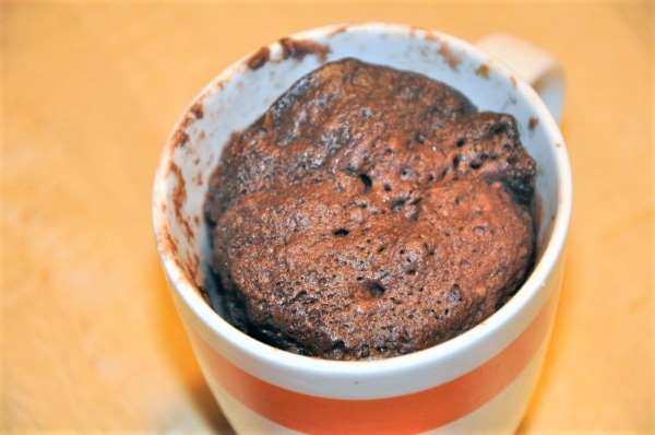 Chokoladekage p� 5 min. i en kop