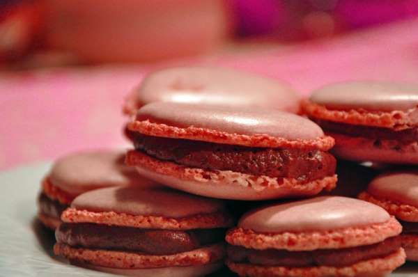 Macarons med chokoladecreme