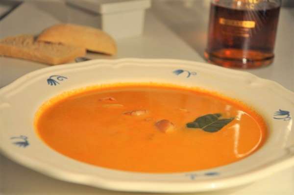 Hummersuppe forret