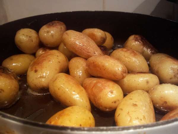 Sm�rstegte kartofler med sesam