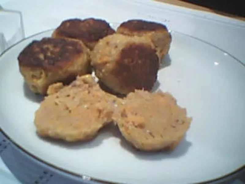 gullerodsfrikadeller - stort