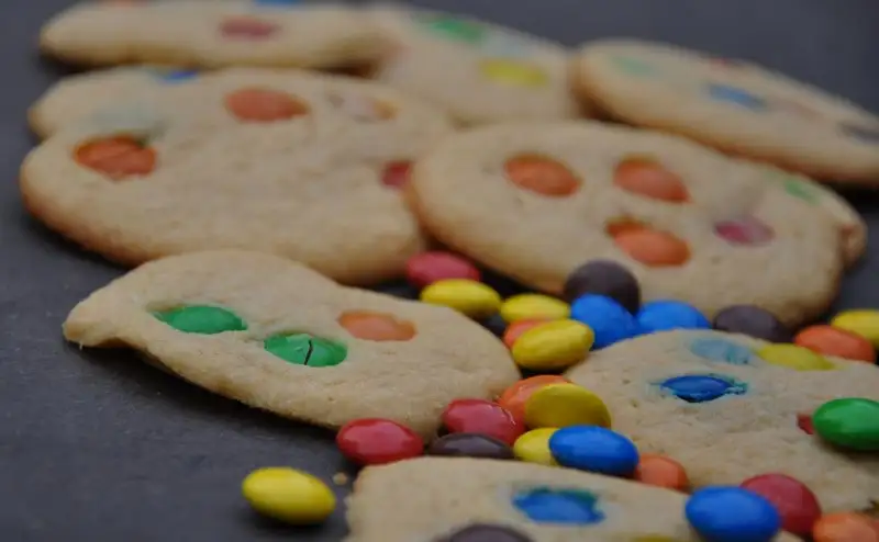 M & M cookies
