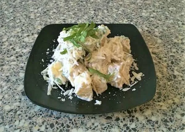 Kartoffelsalat med Spinat og Parmesan