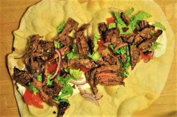 Gyros eller kebab kød  