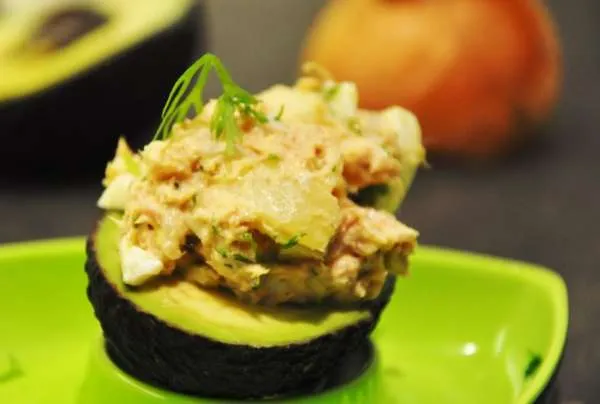 Fyldt avocado - hverdags forret