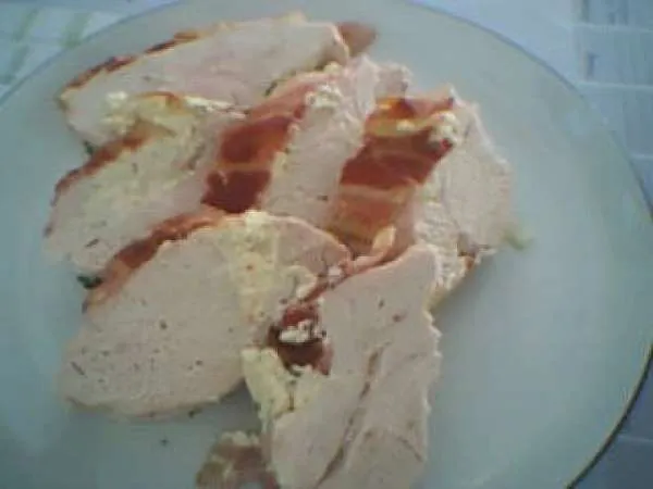 Kalkunbryst med bacon & pikantost