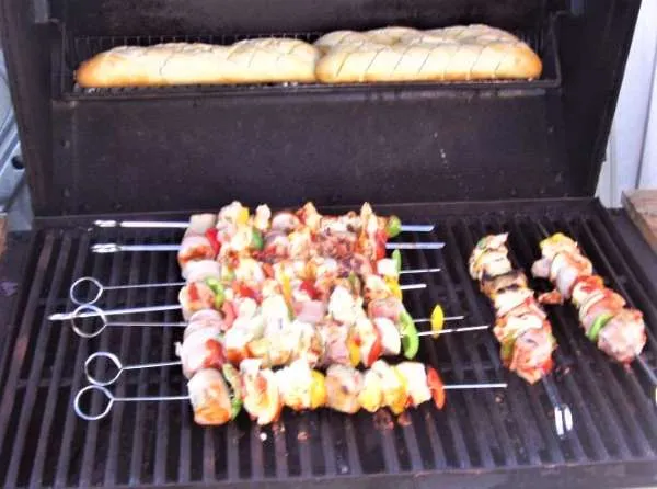 Kyllingespyd på grill