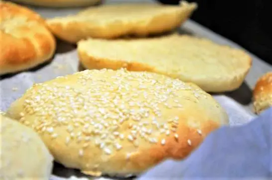De perfekte luftige burgerboller