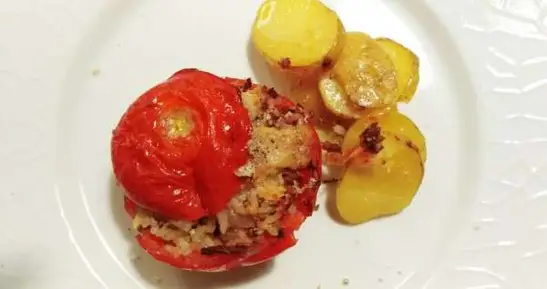 kødfyldte tomater og peberfrugter 