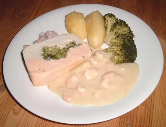 fisketerrine   med reje/asparges-sovs