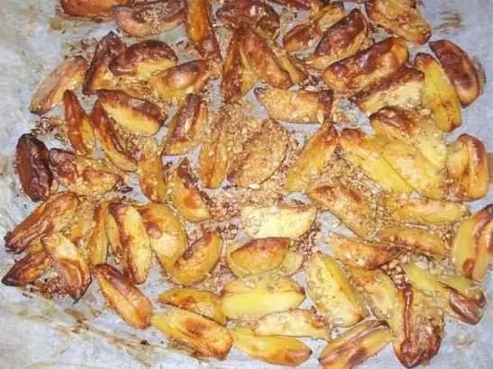 Kartofler i ovn med solsikkekerner og marinade