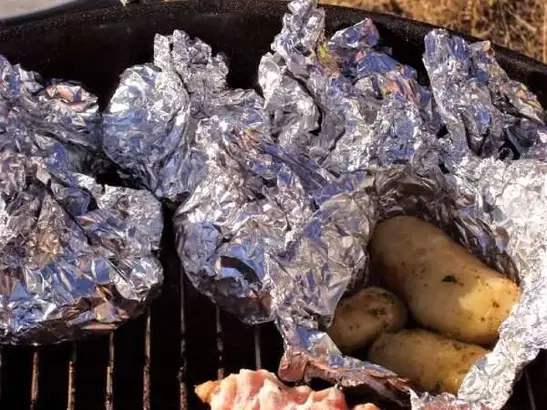 Nye kartofler på grill