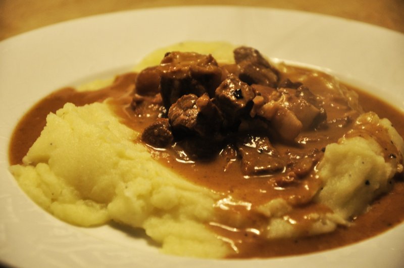 gammeldags gullasch kartoffelmos gammeldags gullasch kartoffelmos