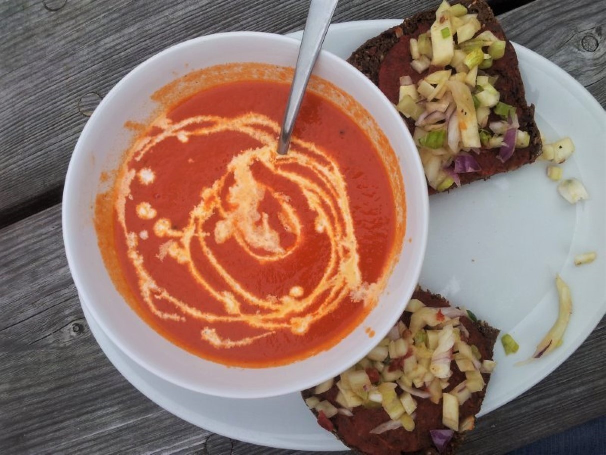 dejlig tomatsuppe her til efteråret - stort