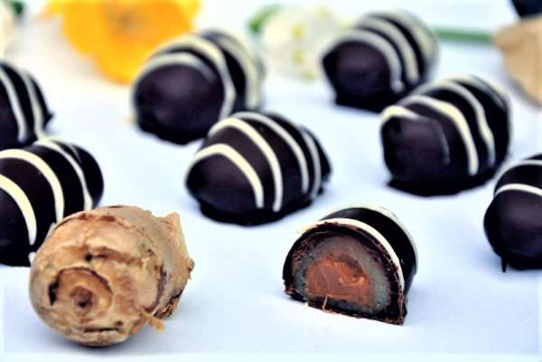 Påskeæg med ingefær marcipan og karamel (Dulce de Leche)