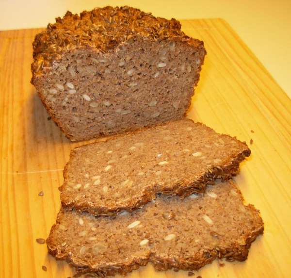 solsikkerugbrød uden surdej